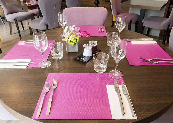 Ogtours Au Relais Saint Eloi Готель