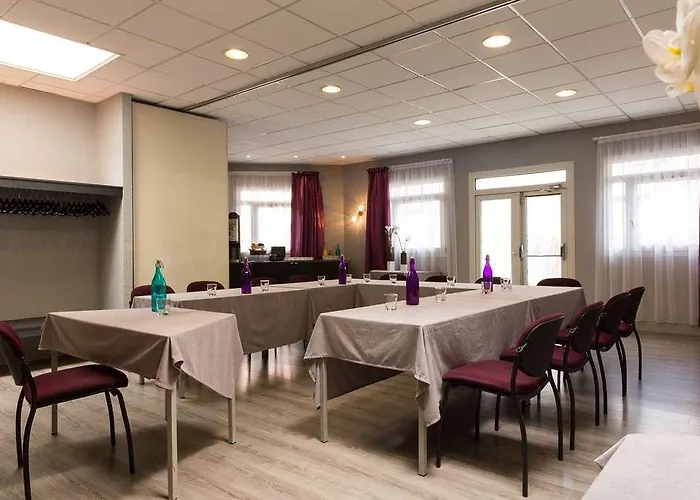 Готель Ogtours Au Relais Saint Eloi Тур